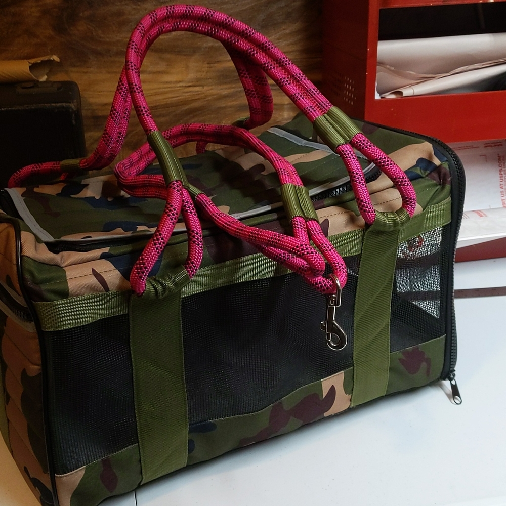 ROVERLUND PET CARRIER AIRLINE APPROVED
